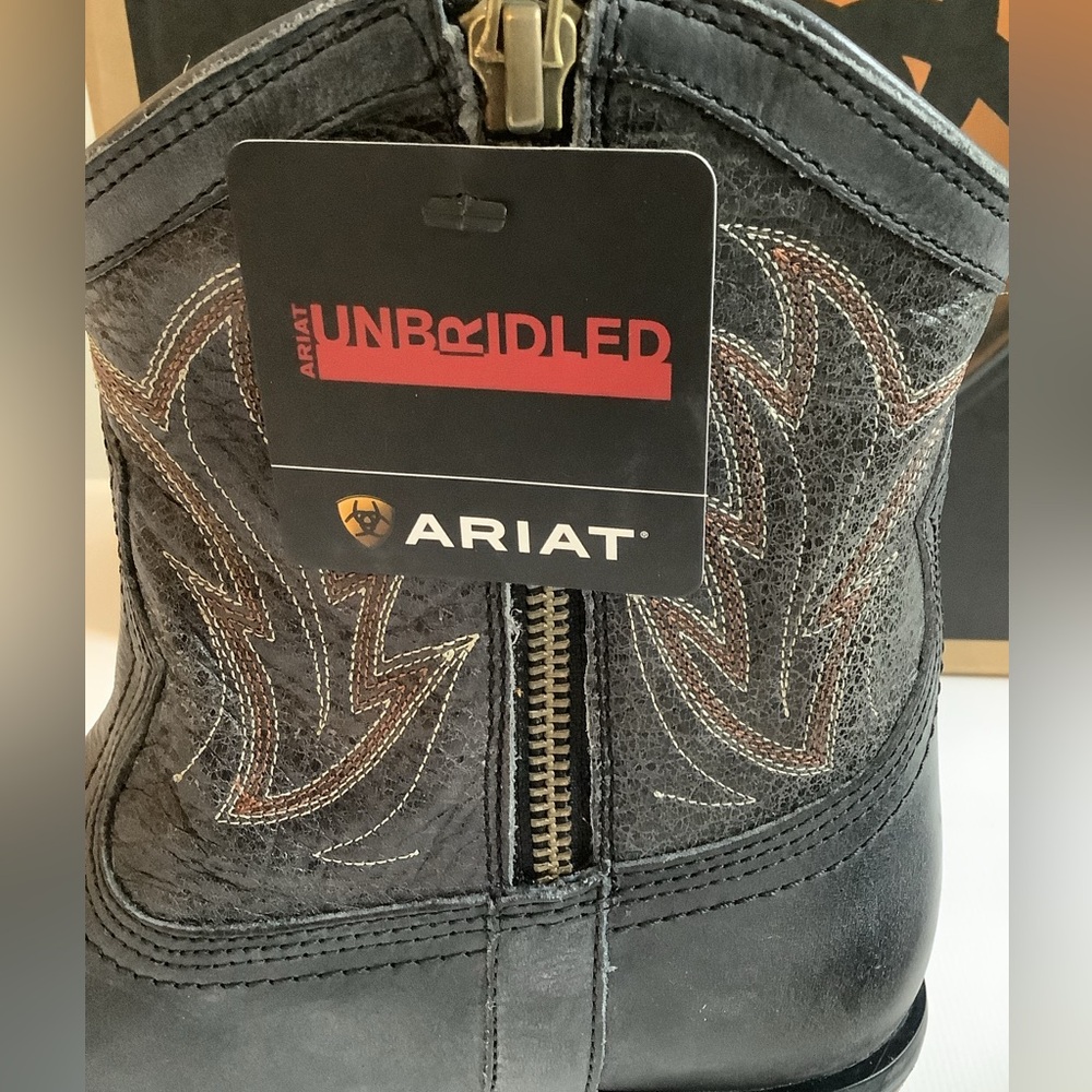 NIB Ariat Billie Side Zip 7” Distressed Pebbled Black Leather Cowboy Boots Sz 6 - Picture 7 of 11